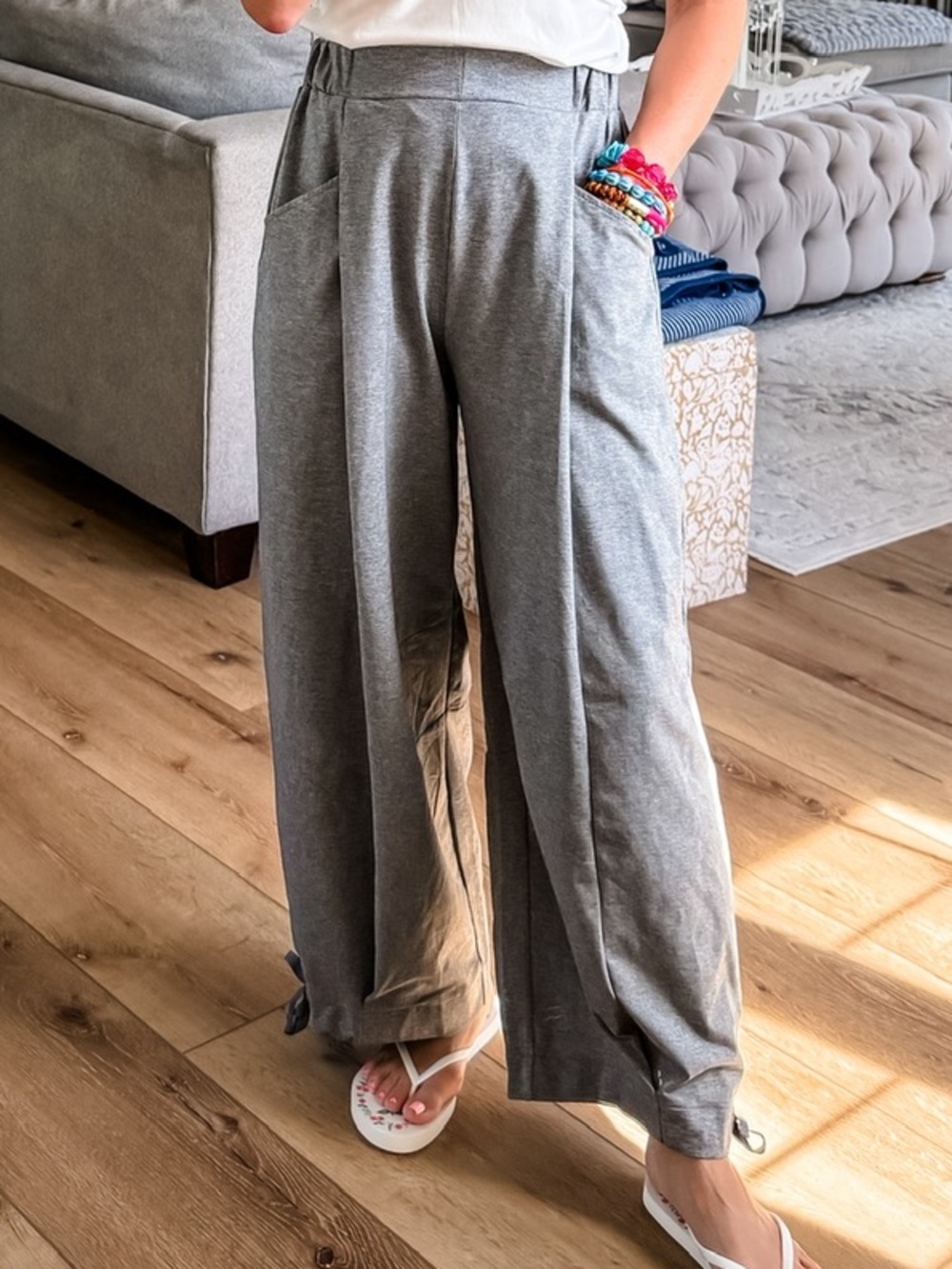 NWT Wide-Leg Gray Pants with Pockets🎆